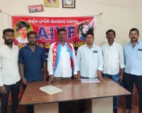 యువతను విస్మరిస్తే ప్రభుత్వాల మనుగడ ప్రశ్నార్ధకమే 