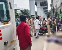 ఆర్టీసీ క్రాస్‌రోడ్స్‌లో విషాదం.. స్టీల్ బ్రిడ్జిపై నుంచి దూకి యువకుడి ఆత్మహత్య