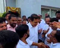 ఫార్ములా-ఈ కేసు విచారణకు నాంపల్లి కోర్టుకు బయలుదేరిన కేటీఆర్