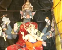 లాల్ దర్వాజా వద్ద వారాహి దేవి థీమ్ గణనాథుడు
