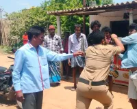 ట్రాఫిక్‌కు అడ్డంగా ఆటో.. పక్కకు తీయమన్నందుకు కానిస్టేబుల్‌పై దాడి