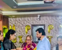 తల్లి 80వ పుట్టినరోజు వేడుకలు.. కుటుంబంతో కలిసి ఘనంగా జరుపుకున్న దువ్వాడ శ్రీనివాస్
