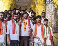 వర్షాలు సమృద్ధిగా కురవాలి. -కొమురవెల్లి మల్లన్న స్వామి సన్నిధిలో దామర్లపల్లి మాజీ సర్పంచ్ బోకుల లింగం ప్రత్యేక పూజలు*