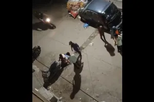 హైదరాబాద్‌లో కత్తులతో పొడిచి వ్యక్తి దారుణ హత్య