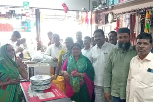 సర్పంచ్ అభ్యర్థి బండ స్వరూప మహేందర్ గౌడ్ ఇంటింటి ప్రచారం 