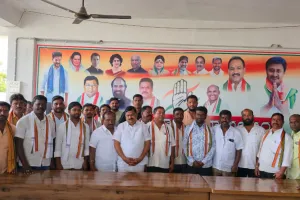 ప్రతి గ్రామంలో కాంగ్రెస్ పార్టీ జెండా ఎగురవేయాలి -ఎమ్మెల్యే బాలు నాయక్