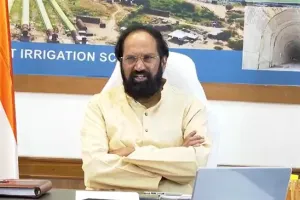 యుద్ధ ప్రాతిపదికన SLBC పనులు: మంత్రి ఉత్తమ్  