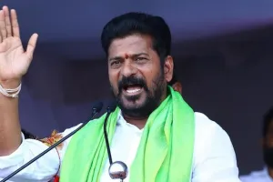 నిధుల కోసమే ఢిల్లీ పర్యటనలు