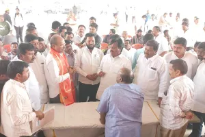 బ్రహ్మోత్సవాల ఏర్పాట్లు పరిశీలించిన కేఎల్ఆర్