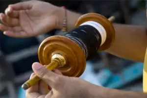 పండుగట పూట 'చైనా మాంజా' మృత్యుపాశం