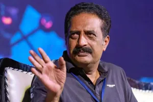 సినిమాపై 'రాజకీయ' నీడ.. సీఎం సిద్ధరామయ్యకు ప్రకాష్ రాజ్ విజ్ఞప్తి