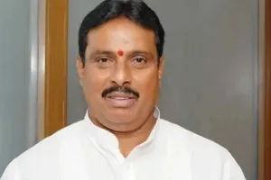 తెలంగాణ రాజకీయాల్లో ‘అనర్హత’ సెగ