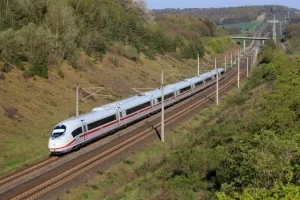 హైదరాబాద్ టు బెంగళూరు.. ఇక కేవలం 2 గంటలే!