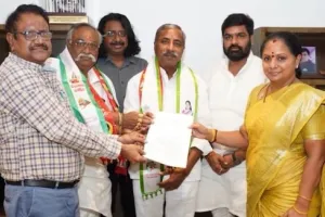 గద్వాల గడ్డపై 'సింహం' గర్జన