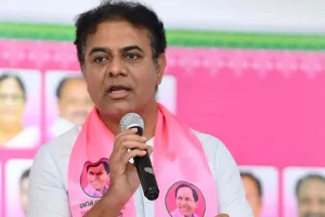 కేసీఆర్ నాయకత్వమే శ్రీరామరక్ష: కేటీఆర్