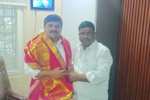 తీన్మార్ మల్లన్నను కలిసిన  గీత కార్మిక సంఘం 