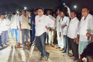 క్రికెట్ పోటీలు నిర్వహించడం హర్షణీయం