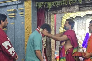 వరంగల్ భద్రకాళి అమ్మవారిని దర్శించుకున్న హీరో జైకృష్ణ ఘట్టమనేని, దర్శకుడు అజయ్ భూపతి