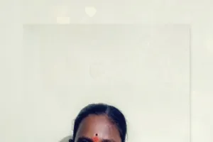 పాము కాటుతో మహిళ మృతి