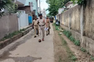 అక్రమ వడ్డీ వ్యాపారులపై పోలీసుల ఉక్కుపాదం