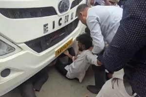బెంగళూరులో KPSC రిక్రూట్‌మెంట్‌ స్కామ్‌పై ABVP నిరసన.. పలువురు అరెస్ట్‌