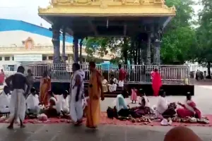 సత్యదేవుని సన్నిధిలో మళ్లీ పెళ్లిళ్లు.. 9 జంటల వింత నిర్ణయం