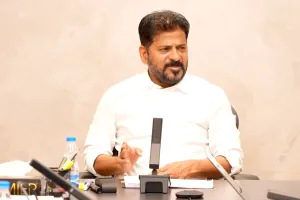 ఓఆర్‌ఆర్ నిర్వహణలో నిర్లక్ష్యం సహించం.. అధికారులకు సీఎం రేవంత్ ఆదేశాలు