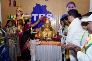 జయశంకర్ జయంతి సందర్భంగా నివాళులు.. సామాజిక న్యాయ తెలంగాణకు కవిత పిలుపు