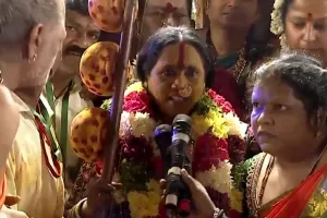 ఆరు నెలల్లో విగ్రహ ప్రతిష్ఠ చేయకపోతే ప్రాణనష్టం: మాతంగి స్వర్ణలత సంచలన వ్యాఖ్యలు