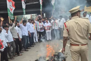 అమిత్‌ షా రాజీనామా చేయాలి.. తెలంగాణ యూత్‌ కాంగ్రెస్‌ ధర్నా