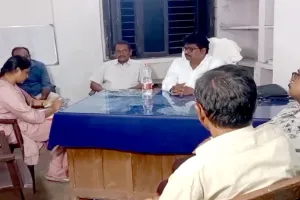 రూ.3 లక్షల లంచం తీసుకుంటూ ఏసీబీకి చిక్కిన‌ డీఈ, ఏఈలు 