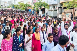 ఫీజు బకాయిలతో  విద్యార్థుల భవిష్యత్ ప్రశ్నార్థకం