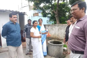 ఫ్రైడే డ్రై కార్యక్రమాన్ని ఆకస్మిక తనిఖీ చేసిన జిల్లా వైద్యాధికారి