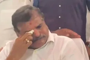 కంటతడి పెట్టుకున్న బొత్స సత్యనారాయణ.. గవిరిడిలో భావోద్వేగానికి గురైన మాజీ మంత్రి